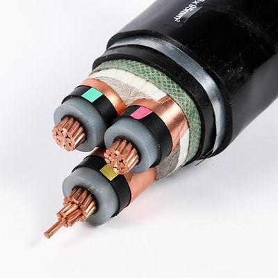 Czarny kabel podziemny o napięciu 110 kV XLPE